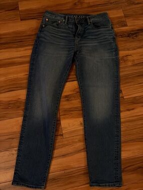 American Eagle Outfitters Athletic Fit Straight Dark Blue Jeans